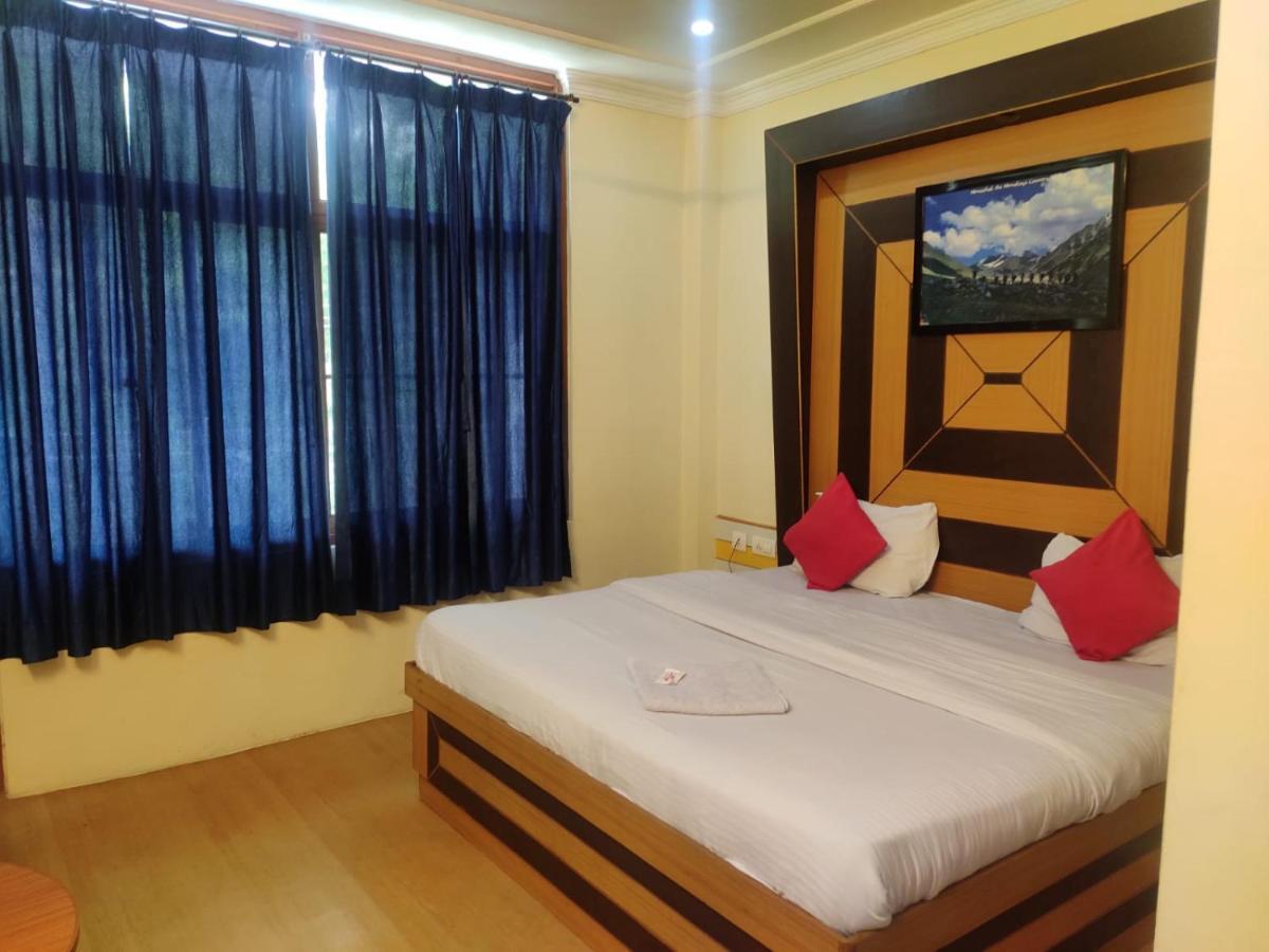 Hotel Amandeep Dharamshala Eksteriør bilde